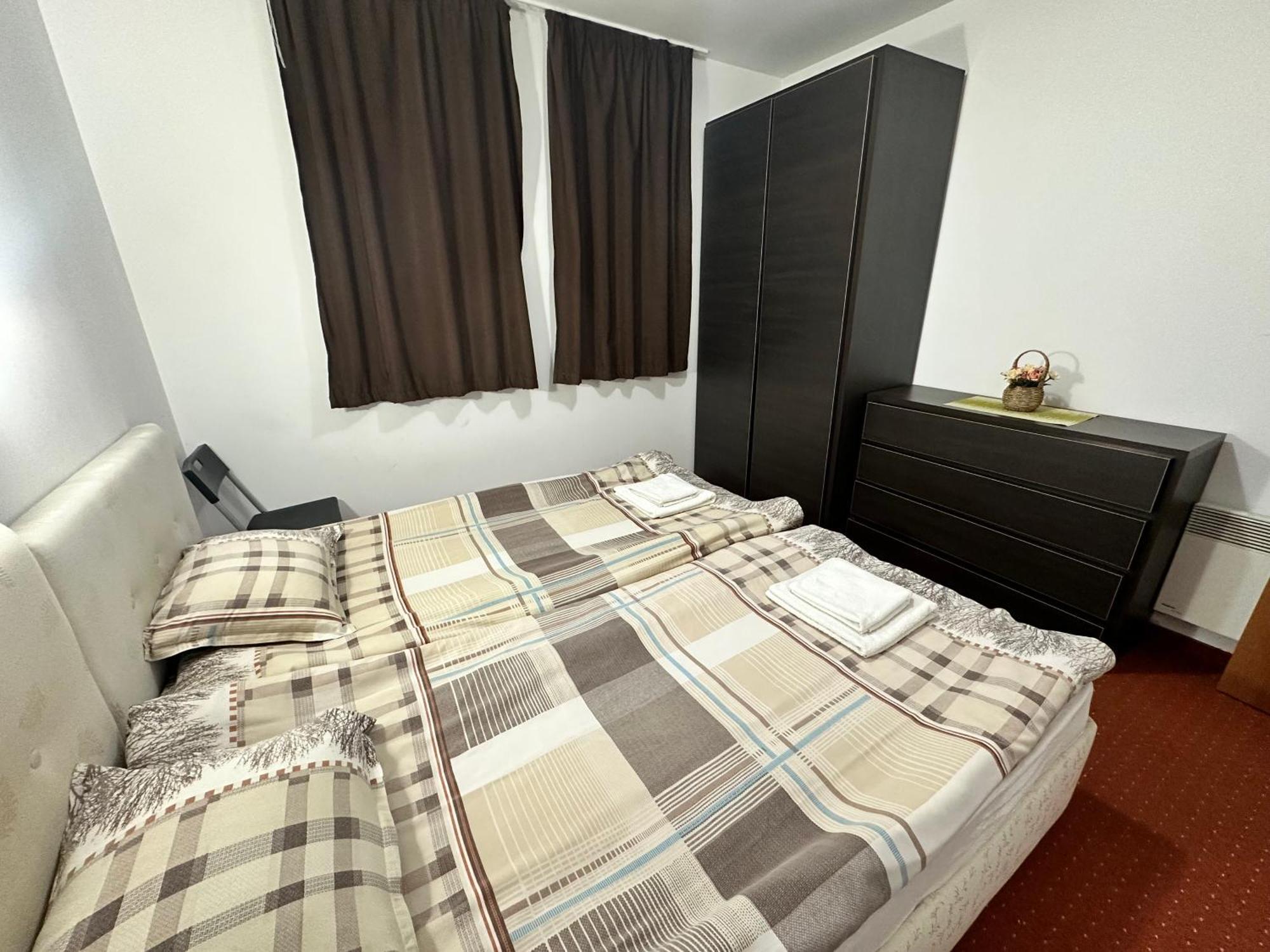 Private Apartment In Prespa 반스코 외부 사진