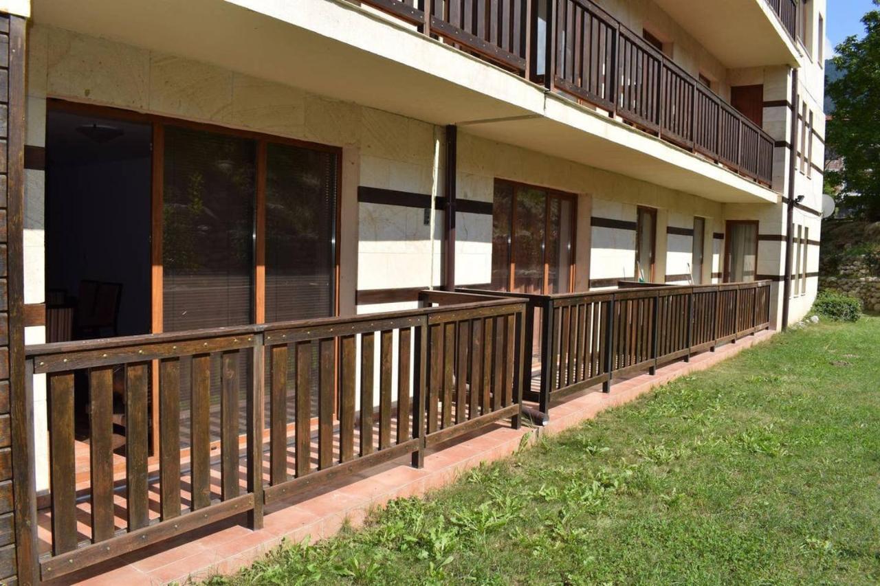 Private Apartment In Prespa 반스코 외부 사진
